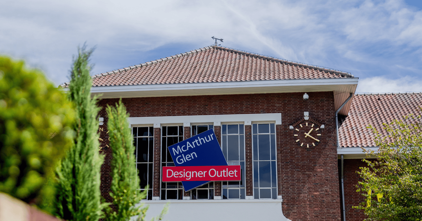 Van kazerne tot catwalk: het verhaal van Designer Outlet Roermond-Entree Kazerneplein